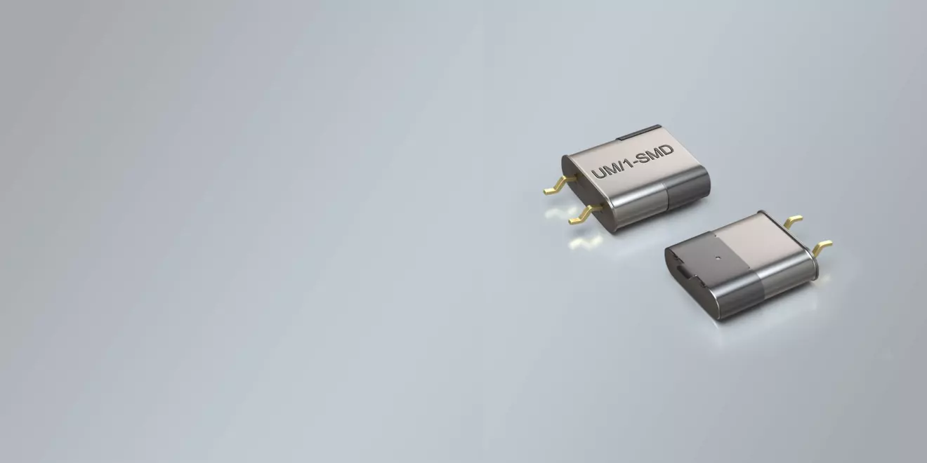 SMD oscilační křemen UM1-CLIP 6,00 - 200,0 MHz